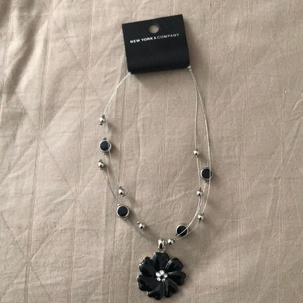 NWT New York & Company Necklace